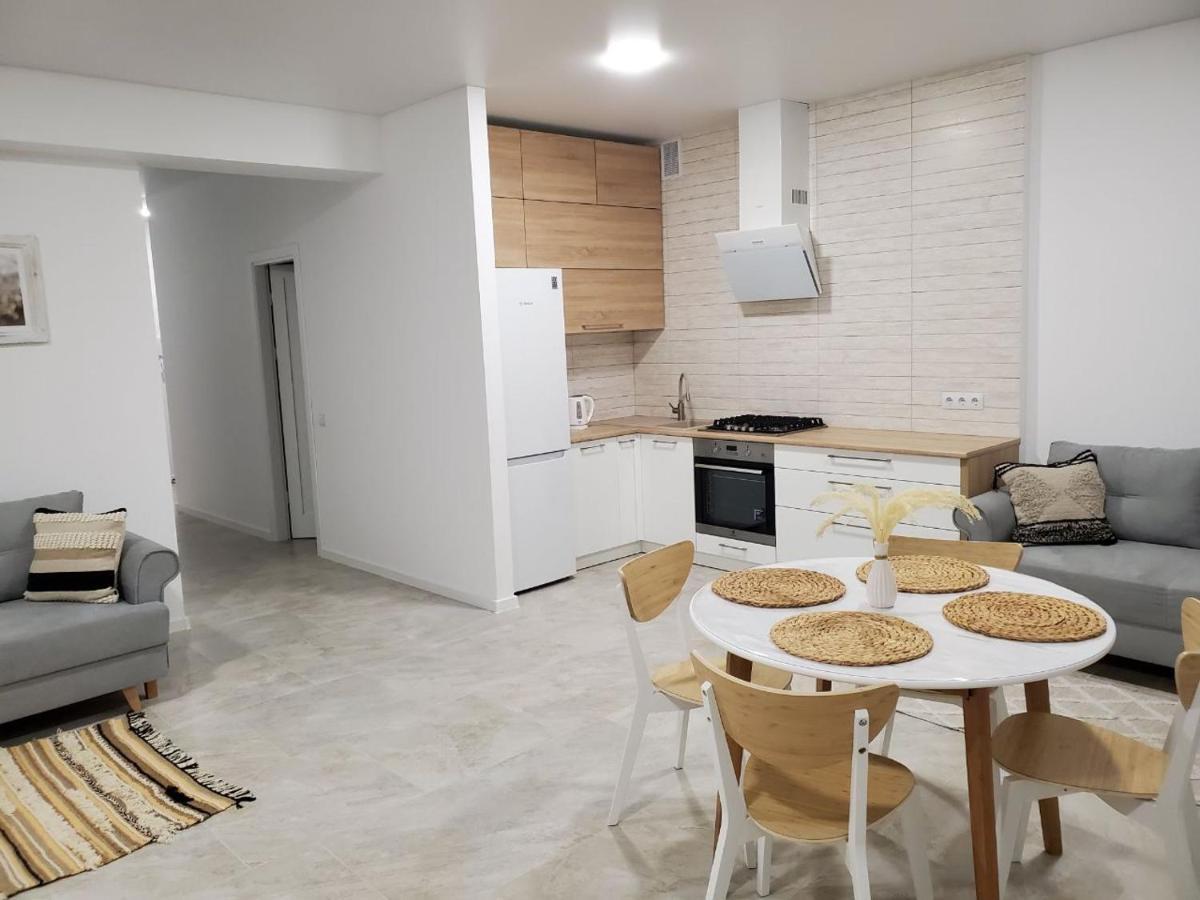 Vinna Просторі Апартаменти В Новобудові. Ternopil Ngoại thất bức ảnh
